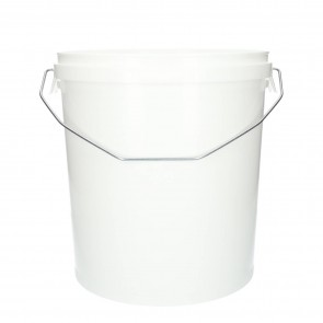 Bucket with metal handle